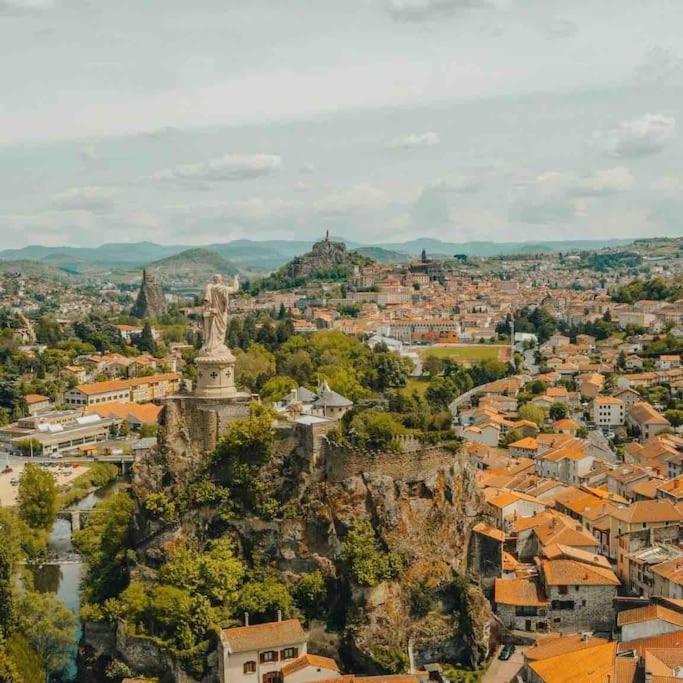 Maison atypique - centre historique - Puy en Velay Le Puy-en-Velay Extérieur photo